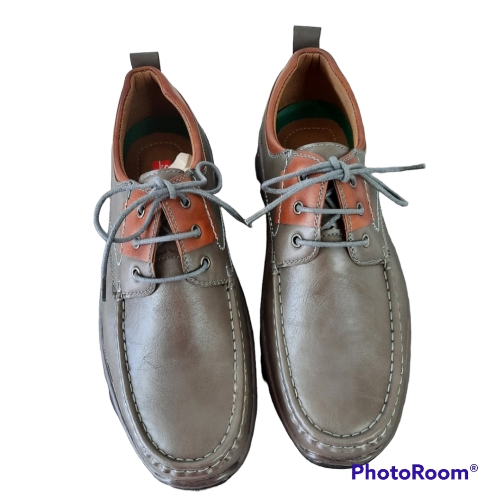 Solo Bernard 100 Men's Lace Up Casual Shoes (NWOT), Size 7.5